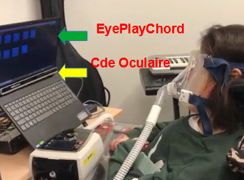 Jeune fille joue de la musique avec EyePlayChords contrôlé depuis une commande oculaire